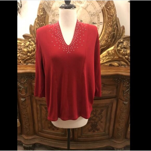 Rafaella Studio. Studded V-Neck Top. Size 1X Bust 46". 3/4 Sleeve. Stretch B8 - Picture 6 of 6